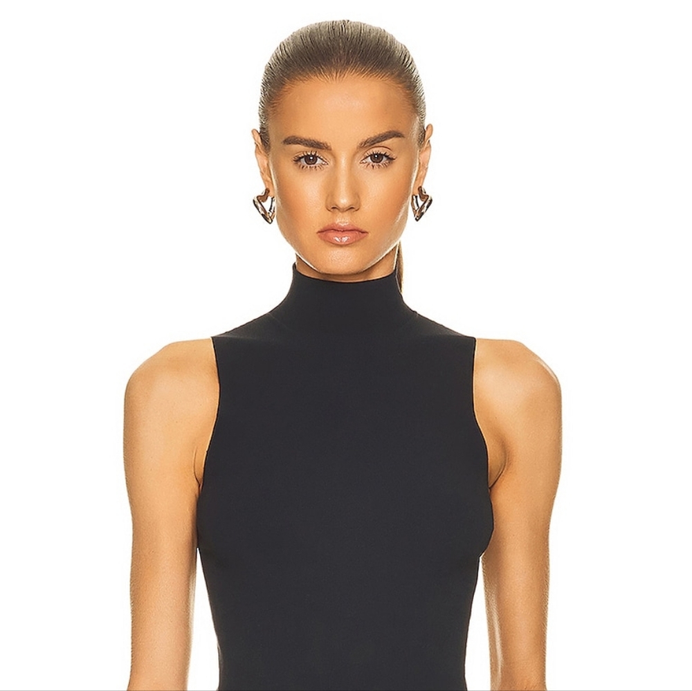NWOT Black Turtleneck Crop Top Similar to Alexander Wang Ribbed Mock Neck Tank
